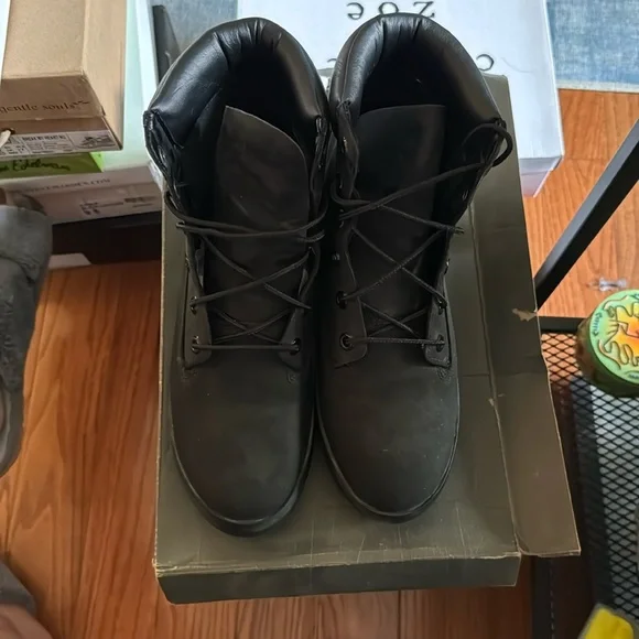 Timberland | Shoes | Timberland Boots In Great Condition  display picture 2